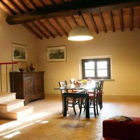Fortezza Di Pozzo 아파트
